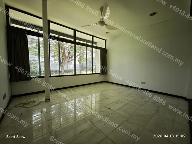 Georgetown Bungalow For Rent With Many Carpark Space