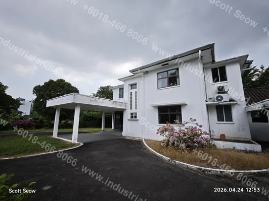Georgetown Bungalow For Rent With Many Carpark Space