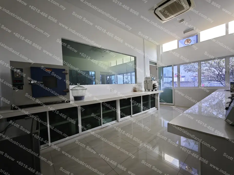 Lorong Perusahaan Maju Factory 2